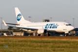 Boeing 737-524