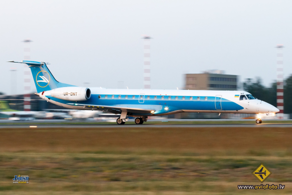Embraer ERJ-145LR (EMB-145LR)