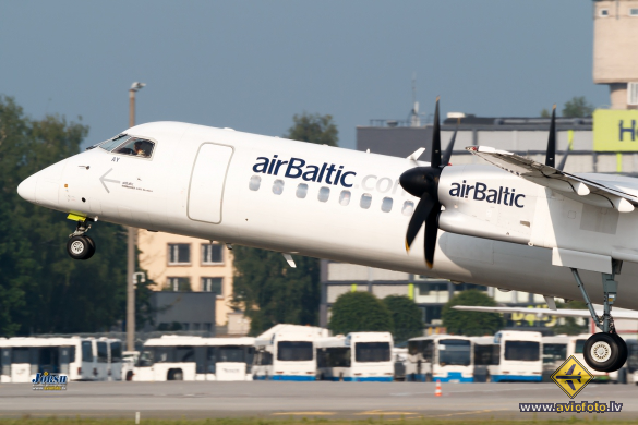 Bombardier DHC-8-402 Q400