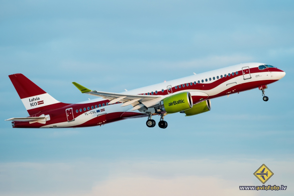 Airbus A220-300