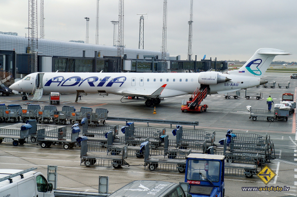 Bombardier CRJ-900 (CL-600-2D24)
