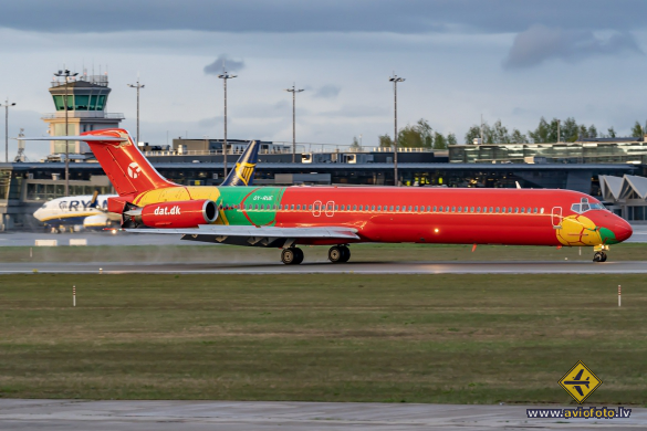 McDonnell Douglas MD-83 (DC-9-83)