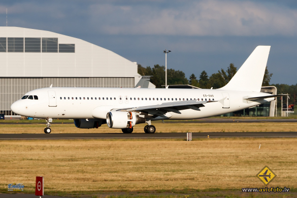Airbus A320-214