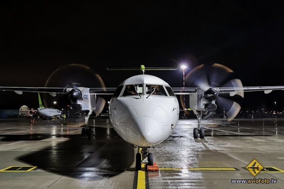 Bombardier DHC-8-402 Q400