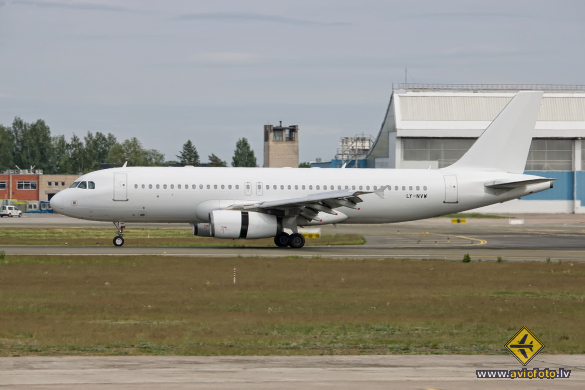 Airbus A320-232