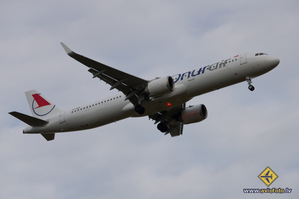 Airbus A321-253N