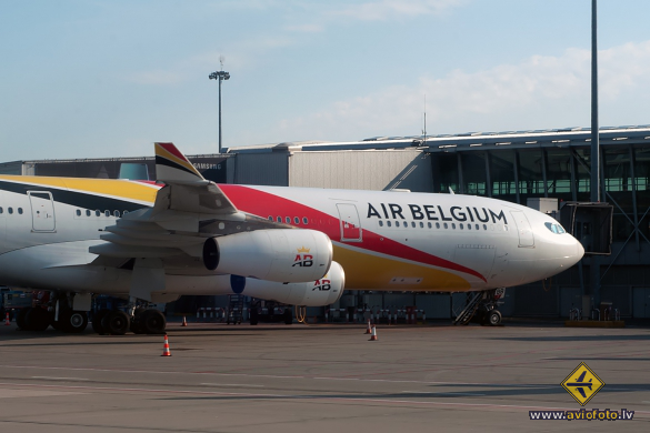 Airbus A340-313