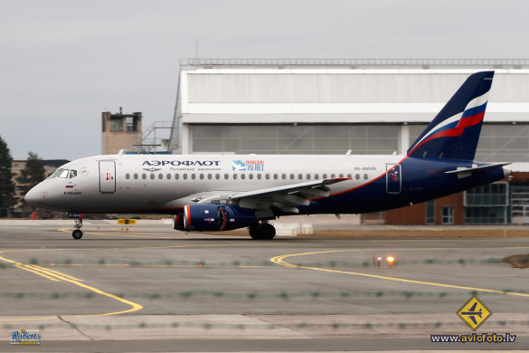 Sukhoi SSJ-100-95B Superjet 100 (RRJ-95B)