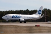 Boeing 737-524