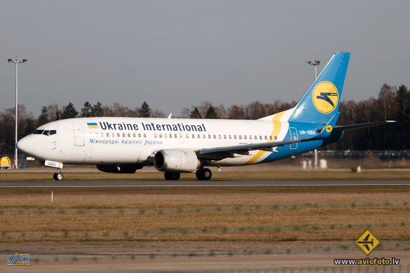 Boeing 737-36N
