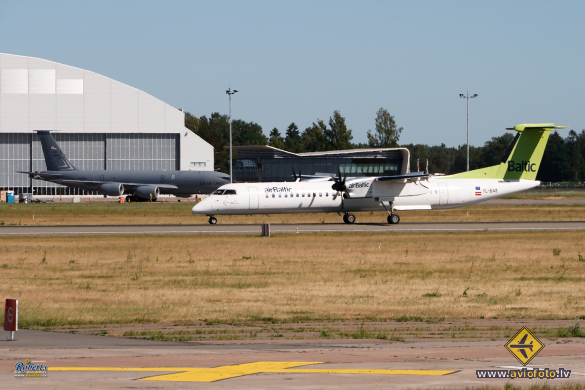 Bombardier DHC-8-402 Q400