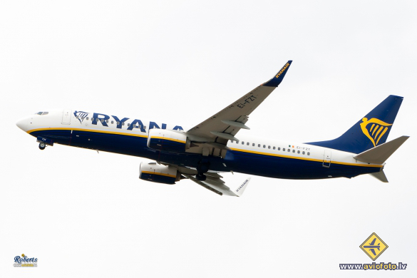 Boeing 737-8AS