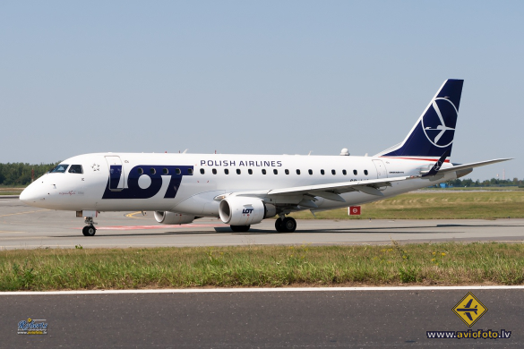 Embraer 175LR (ERJ-170-200LR)