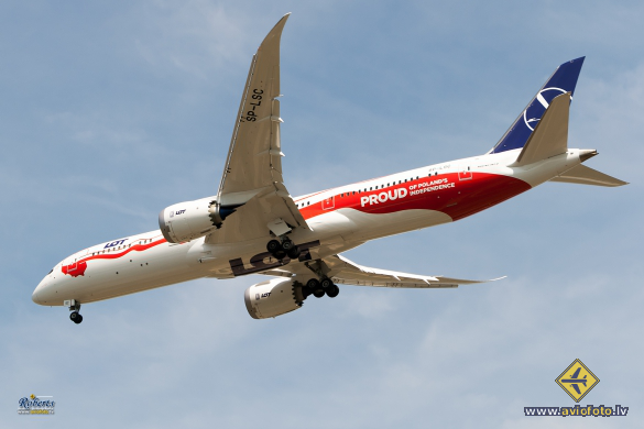 Boeing 787-9 Dreamliner