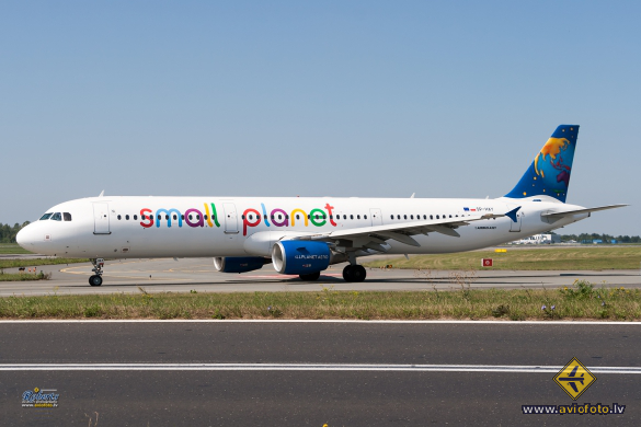 Airbus A321-211