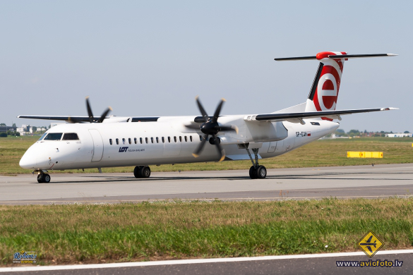 Bombardier DHC-8-402 Q400