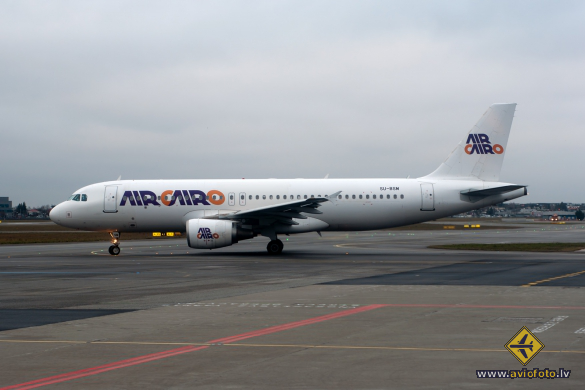 Airbus A320-214