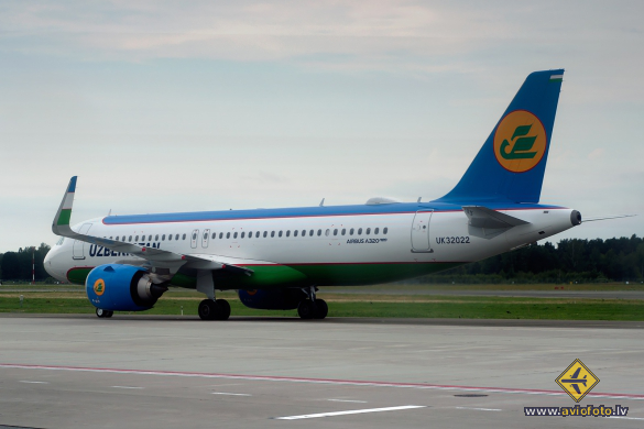 Airbus A320-251N