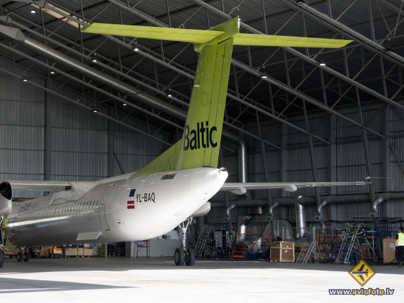 Bombardier DHC-8-402 Q400