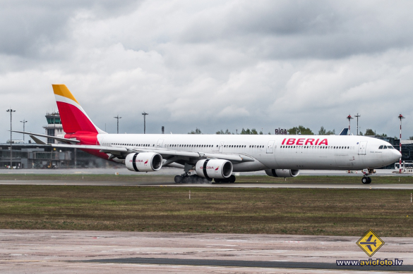 Airbus A340-642