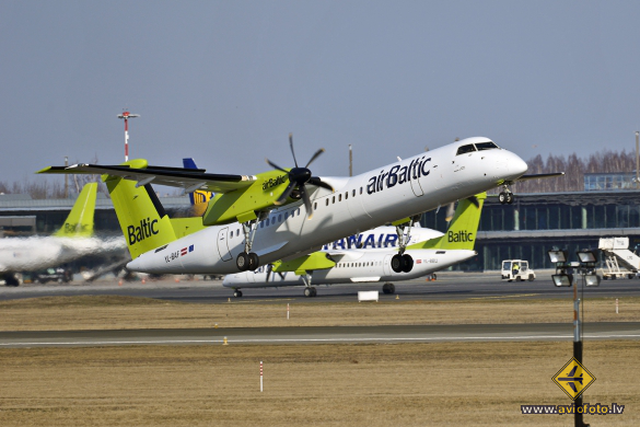Bombardier DHC-8-402 Q400