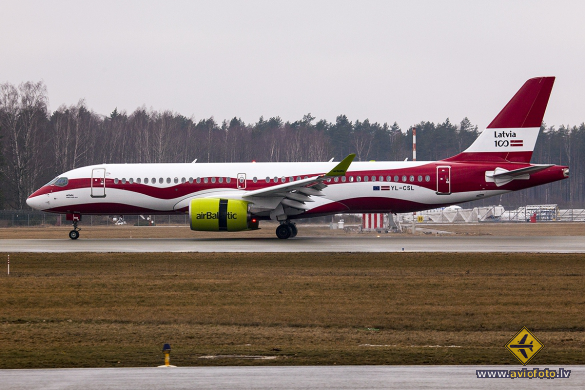 Airbus A220-300