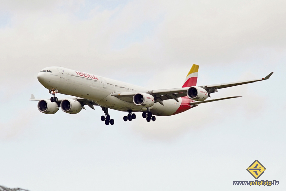 Airbus A340-642