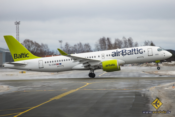 Airbus A220-300