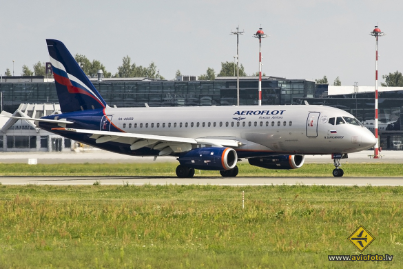 Sukhoi SSJ-100-95B Superjet 100 (RRJ-95B)