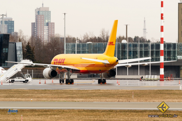 Boeing 757-28A(PCF)