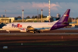 Boeing 737-4Q8(SF)