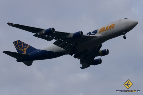 Boeing 747-47UF/SCD