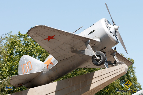 Polikarpov I-16