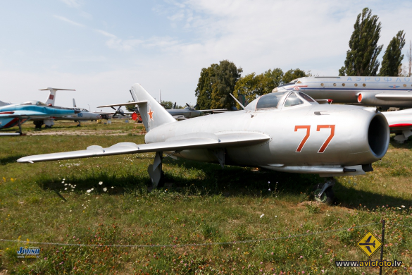 Mikoyan-Gurevich MiG-17F