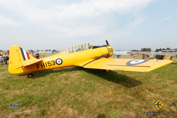 Noorduyn AT-16 Harvard IIB