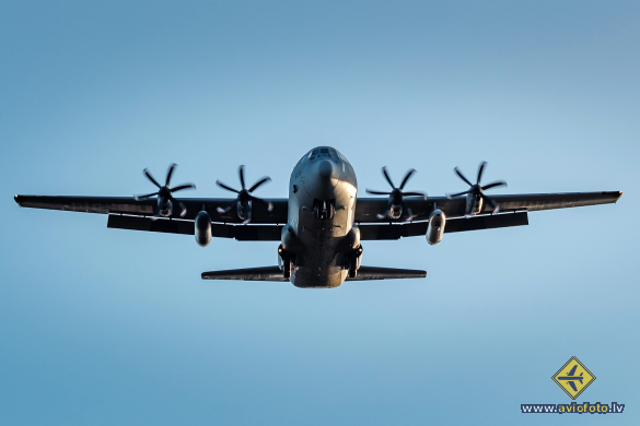 Lockheed Martin CC-130J-30 Hercules (L-382)