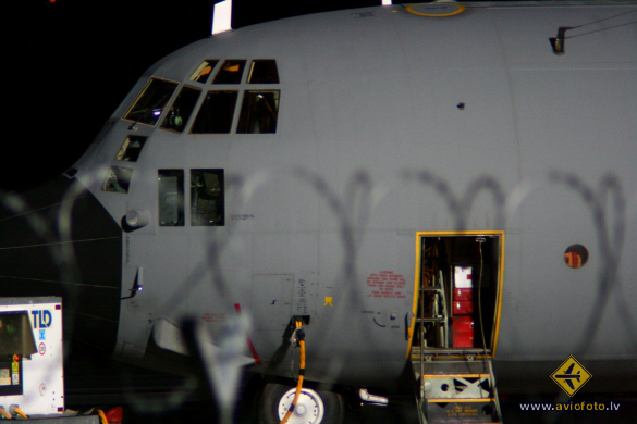Lockheed KC-130H Hercules (L-382)