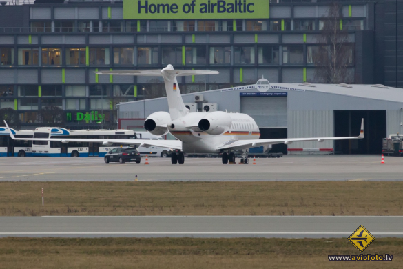 Bombardier Global 6000 (BD-700-1A10)