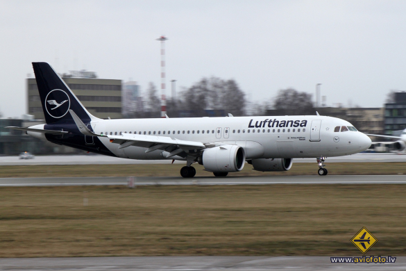 Airbus A320-271N