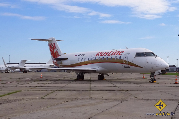 Bombardier CRJ-100LR (CL-600-2B19)