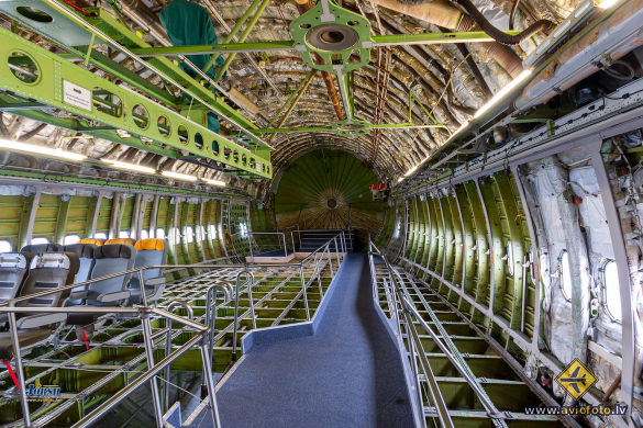 Boeing 747-230BM