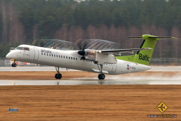 Bombardier DHC-8-402 Q400