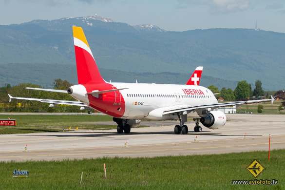 Airbus A320-214