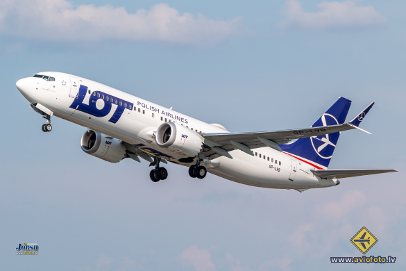 Boeing 737-8 MAX