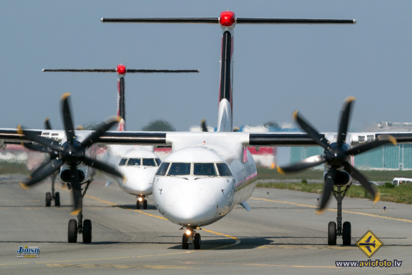 Bombardier DHC-8-402 Q400