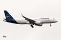Airbus A320-214
