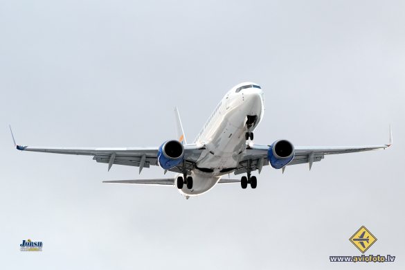 Boeing 737-86Q