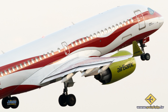 Airbus A220-300