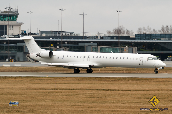 Bombardier CRJ-900ER (CL-600-2D24)