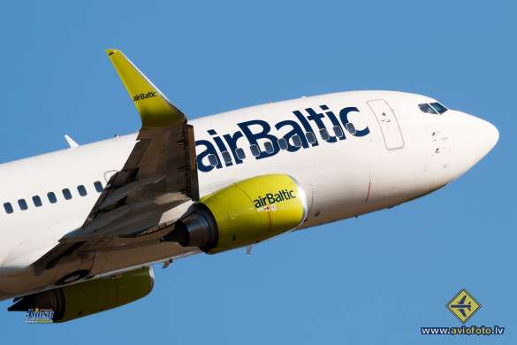 Boeing 737-36Q
